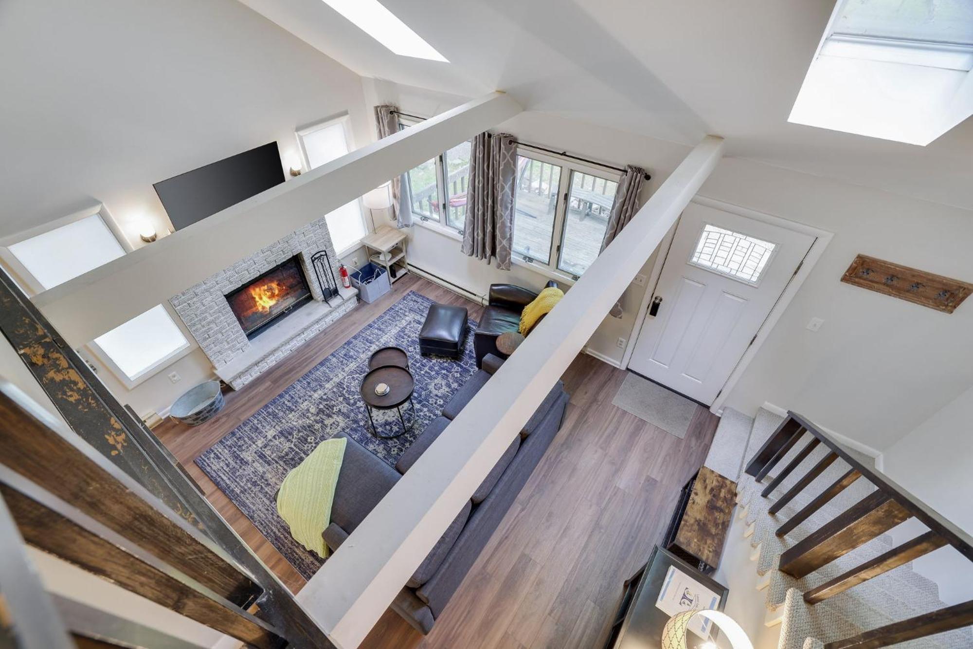 Dreamy House With Fireplace, Firepit Pet Friendly Holiday home
